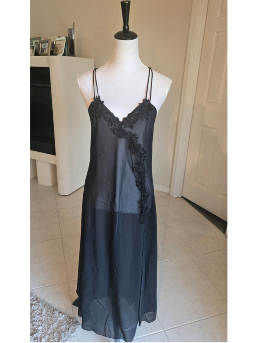Intimates by Flora Black Sheer Chiffon Lace Slip Nightgown Dress. M